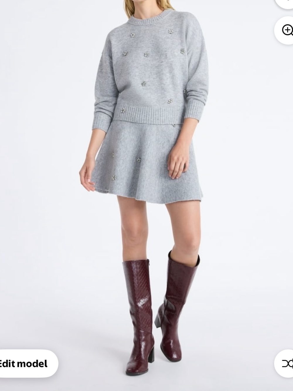 Embellished Free Assembly ZXL- 20 Light Gray Knit Skirt - Women's